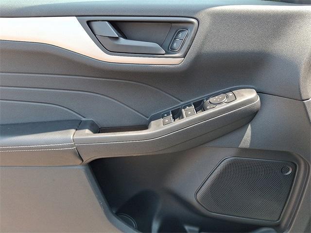 used 2022 Ford Escape car, priced at $18,499