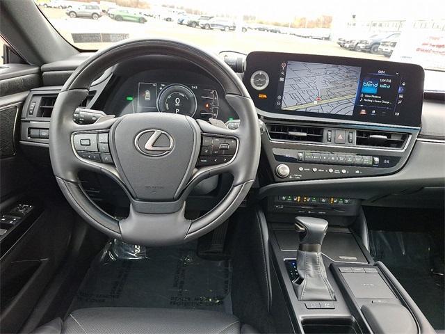 used 2022 Lexus ES 300h car, priced at $42,399