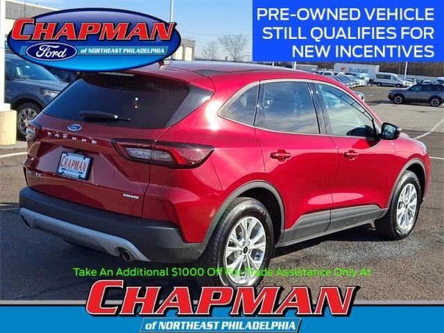 new 2025 Ford Escape car, priced at $25,583