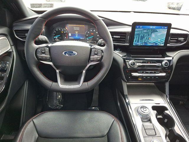 used 2024 Ford Explorer car, priced at $31,999