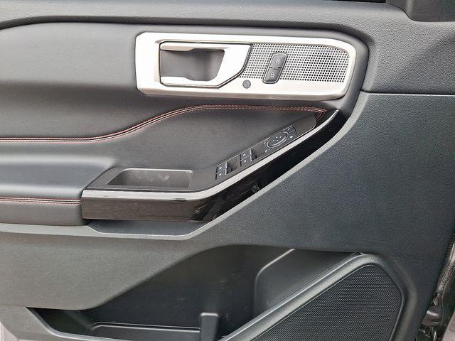 used 2024 Ford Explorer car, priced at $31,999