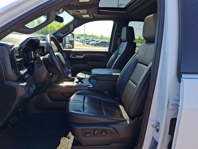 used 2024 Chevrolet Silverado 3500 car, priced at $71,999