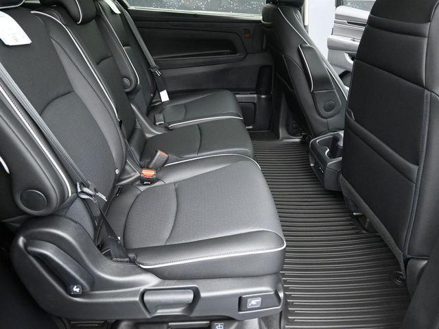 new 2026 Honda Odyssey car, priced at $50,074