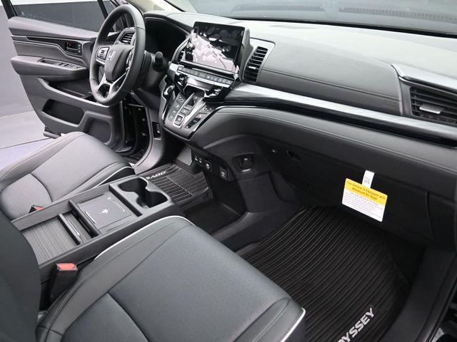 new 2026 Honda Odyssey car, priced at $50,074