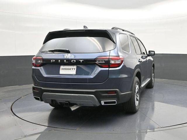 new 2026 Honda Pilot car, priced at $45,465