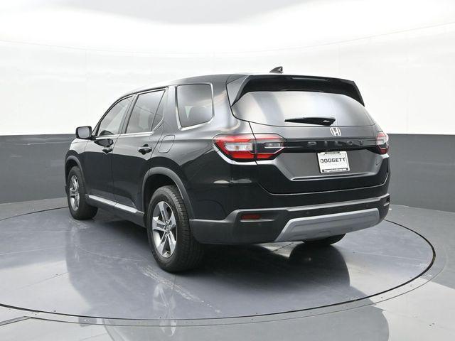 used 2023 Honda Pilot car, priced at $32,375