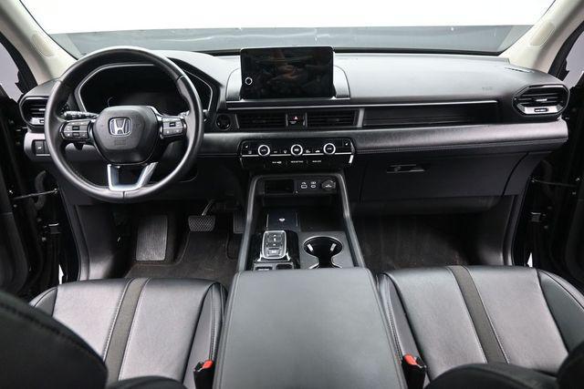used 2023 Honda Pilot car, priced at $32,375