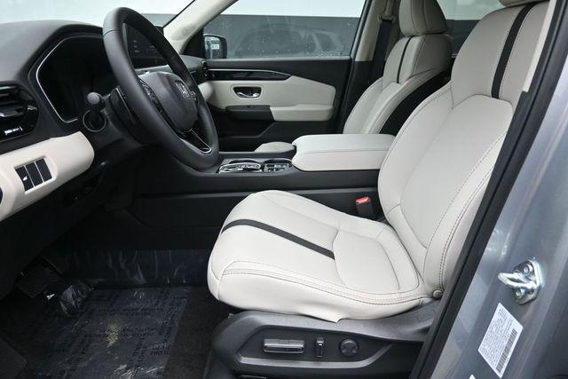 new 2026 Honda Pilot car, priced at $44,606