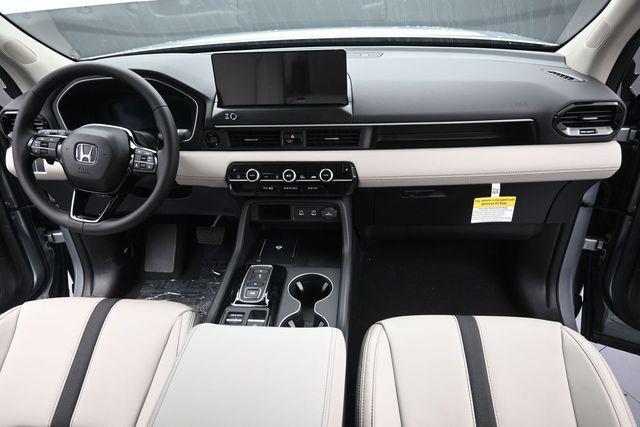 new 2026 Honda Pilot car, priced at $44,606