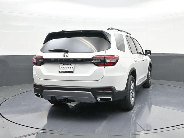 new 2026 Honda Pilot car, priced at $45,764