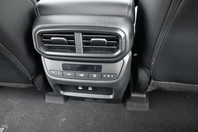 new 2026 Honda Pilot car, priced at $45,764