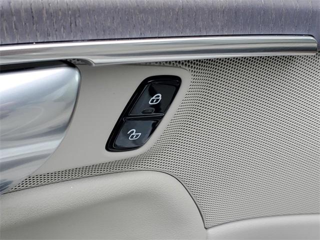 new 2026 Volvo XC90 car, priced at $74,380