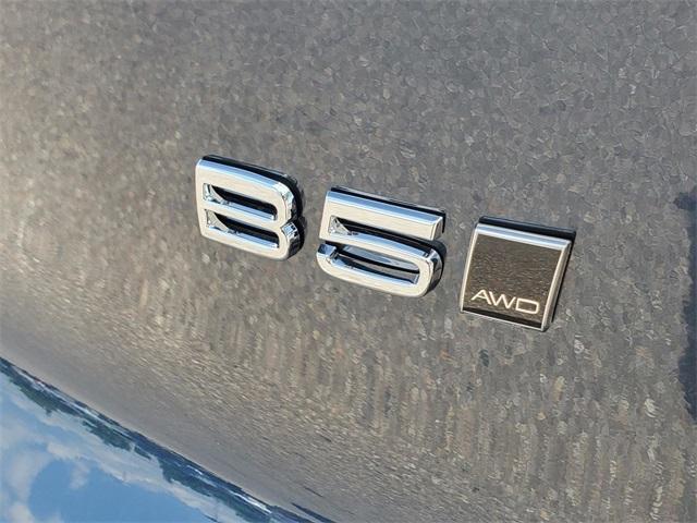 new 2026 Volvo XC40 car, priced at $47,000