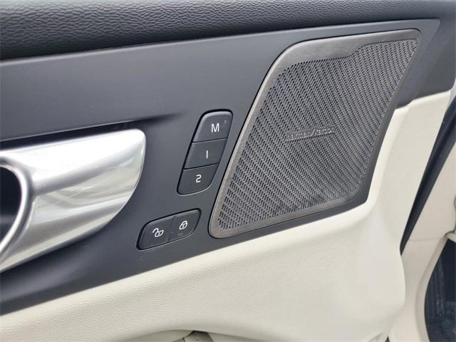 new 2026 Volvo XC60 Plug-In Hybrid car, priced at $71,910