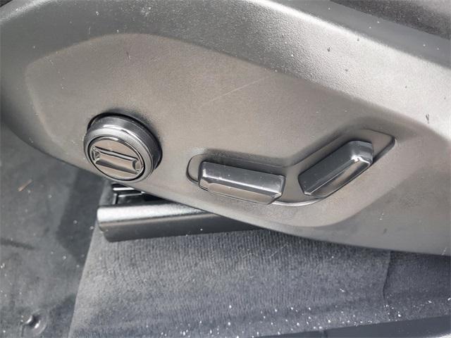 used 2025 Volvo XC90 car, priced at $50,700