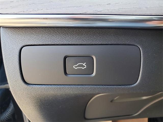 new 2026 Volvo XC90 car, priced at $77,150