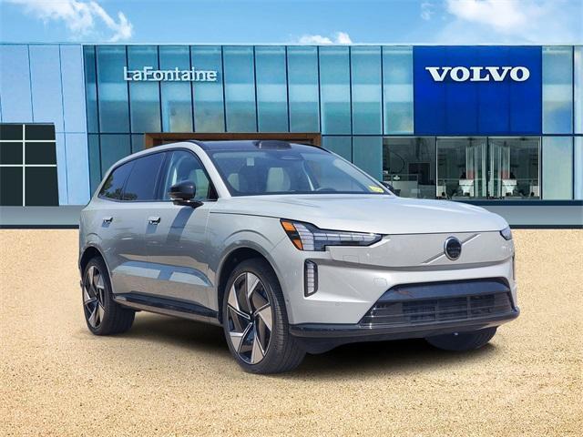 new 2025 Volvo EX90 car, priced at $81,782