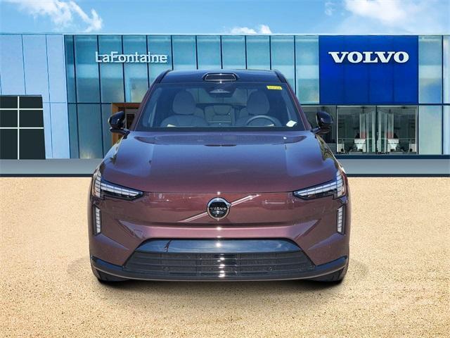 new 2025 Volvo EX90 car, priced at $73,870