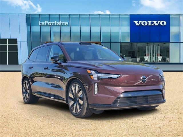 new 2025 Volvo EX90 car, priced at $73,870