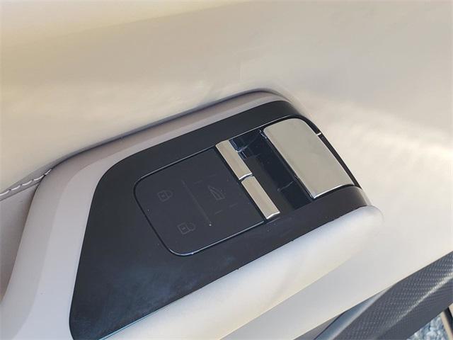 new 2025 Volvo EX90 car, priced at $73,870