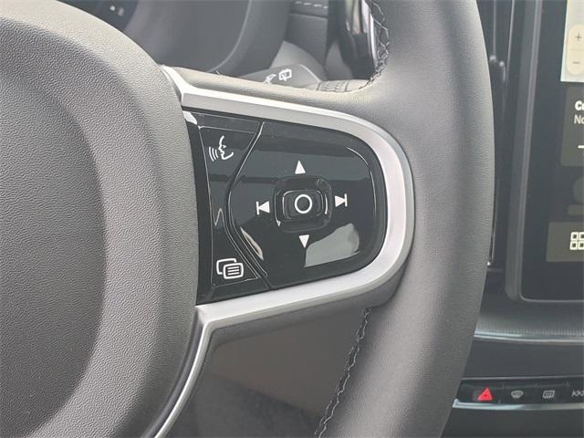 new 2026 Volvo XC60 car, priced at $62,660