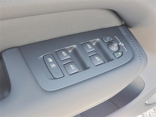 new 2026 Volvo XC60 car, priced at $55,860