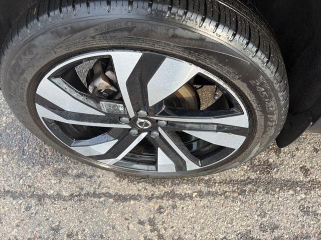 used 2023 Volvo XC40 car, priced at $32,220