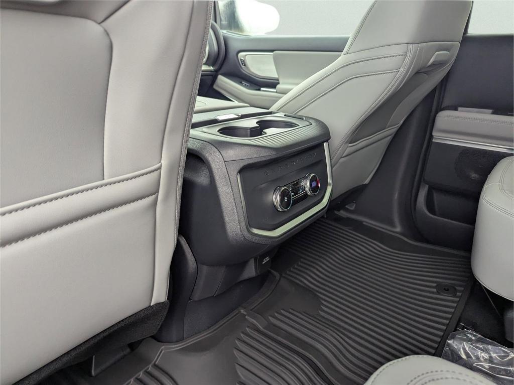 new 2026 Ford Expedition car, priced at $68,713