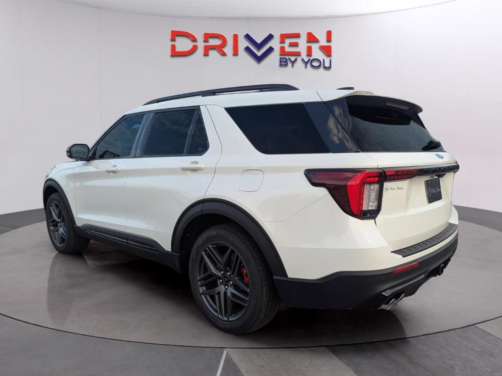 new 2025 Ford Explorer car, priced at $54,513