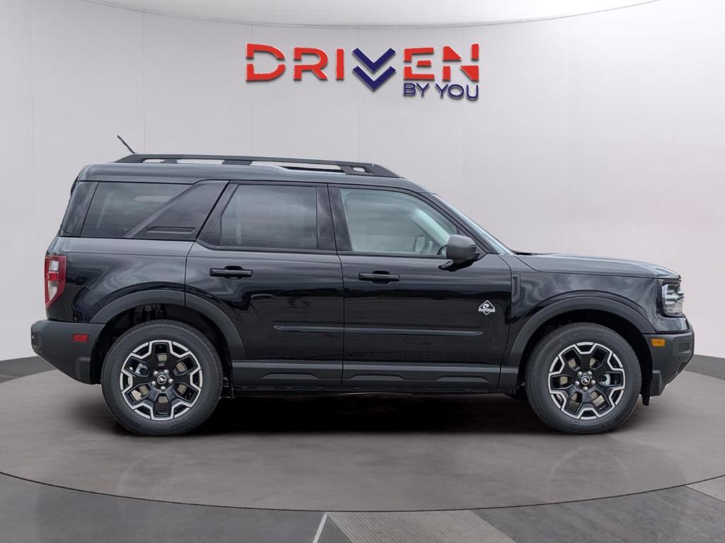 new 2025 Ford Bronco Sport car, priced at $35,106