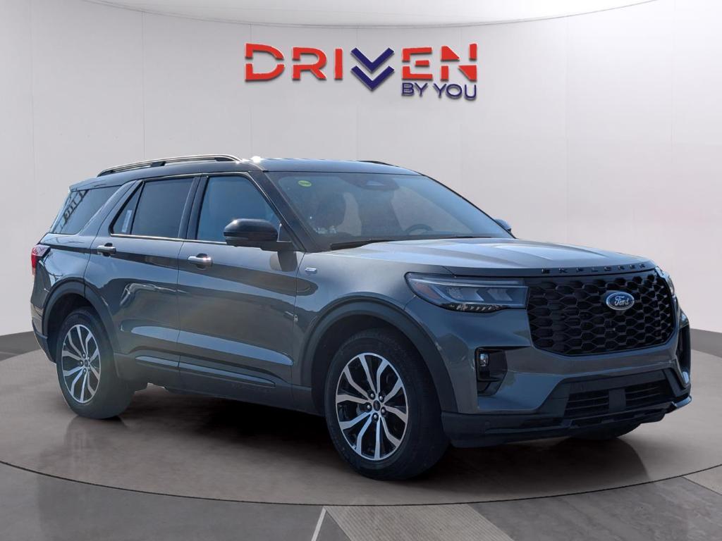 new 2025 Ford Explorer car, priced at $46,333