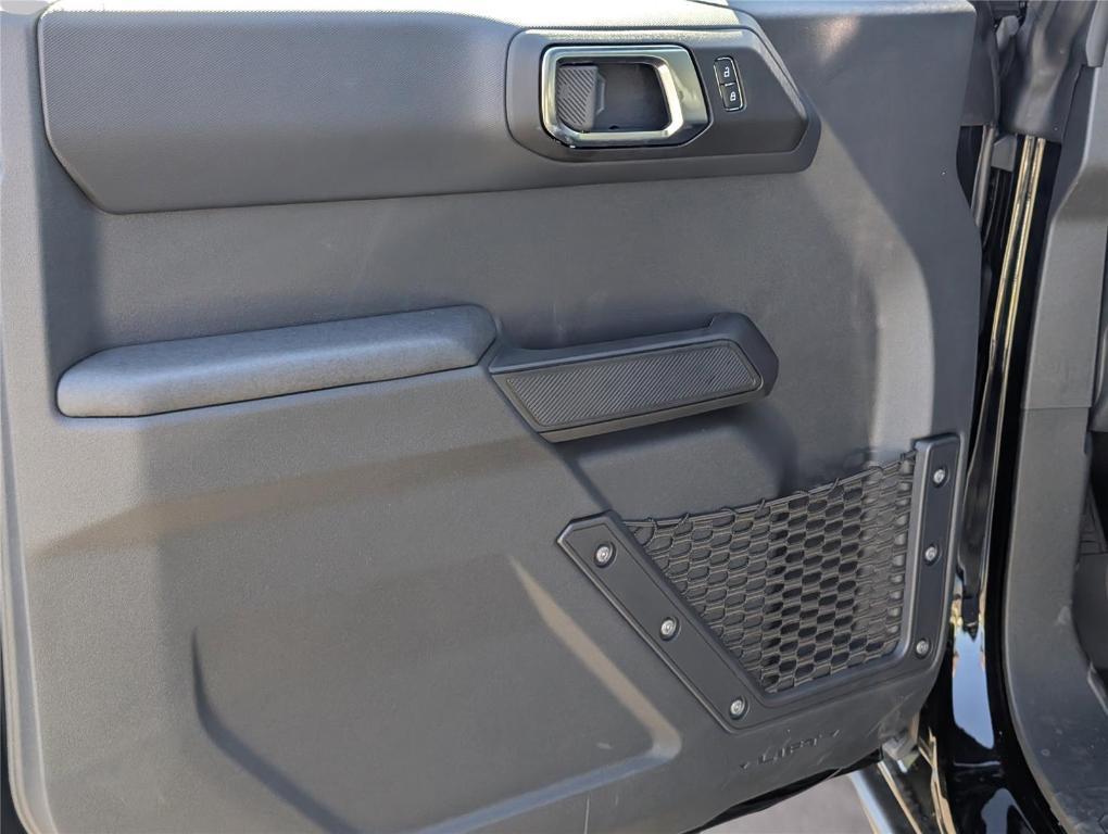 new 2025 Ford Bronco car, priced at $47,371