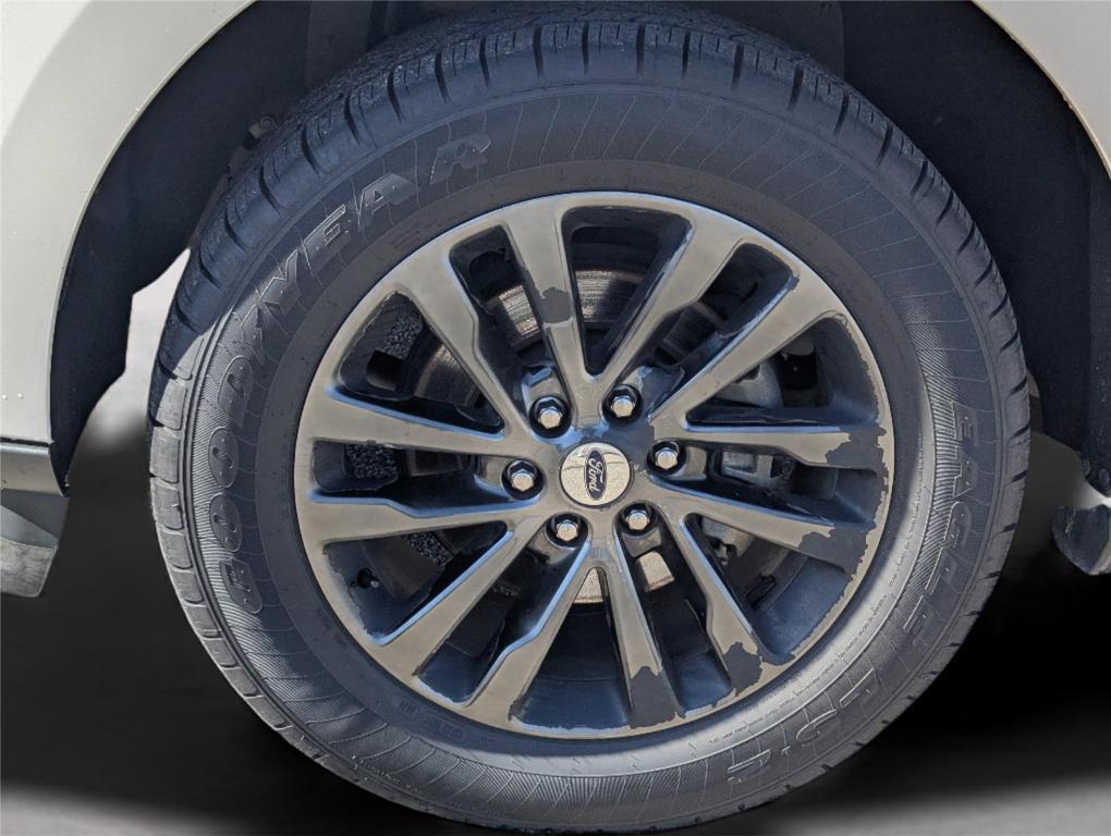 used 2019 Ford Expedition car, priced at $21,999