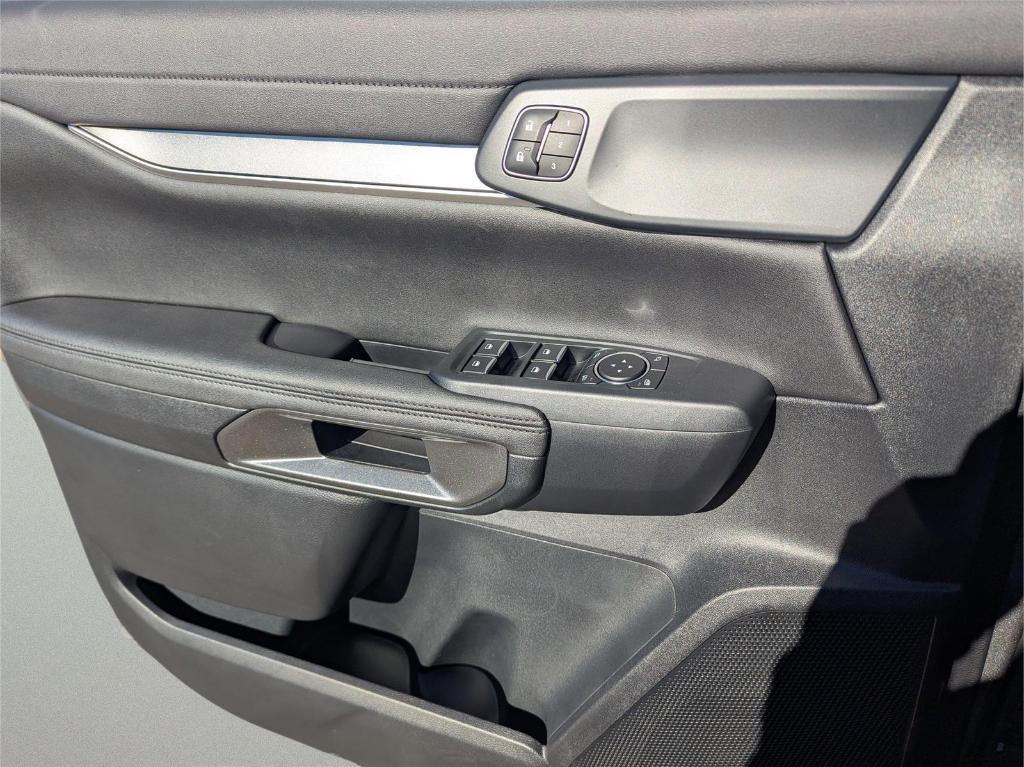 new 2025 Ford Ranger car, priced at $47,619