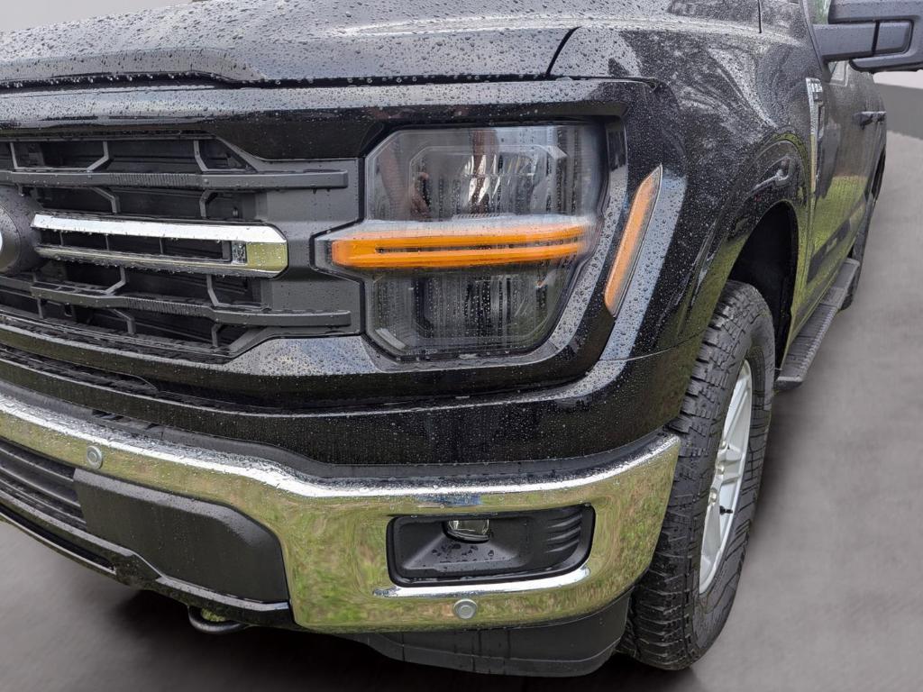 new 2026 Ford F-150 car, priced at $55,272