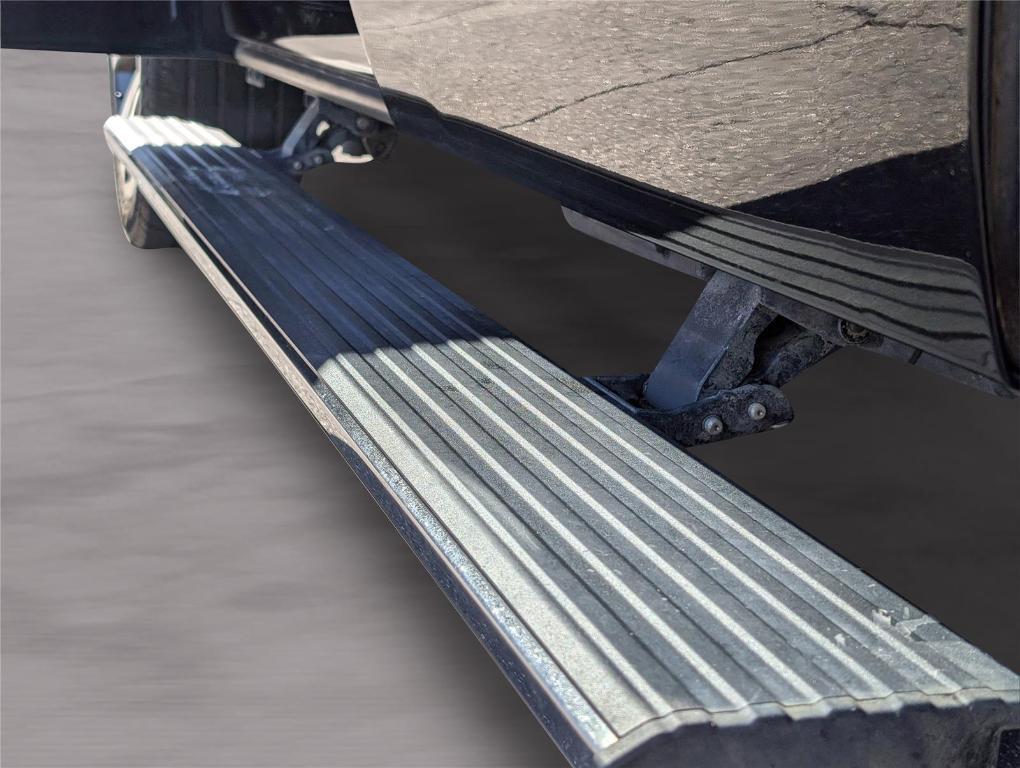 used 2021 Ford Expedition car, priced at $41,599