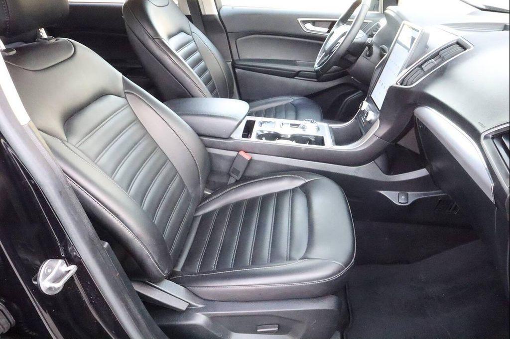 used 2022 Ford Edge car, priced at $18,995