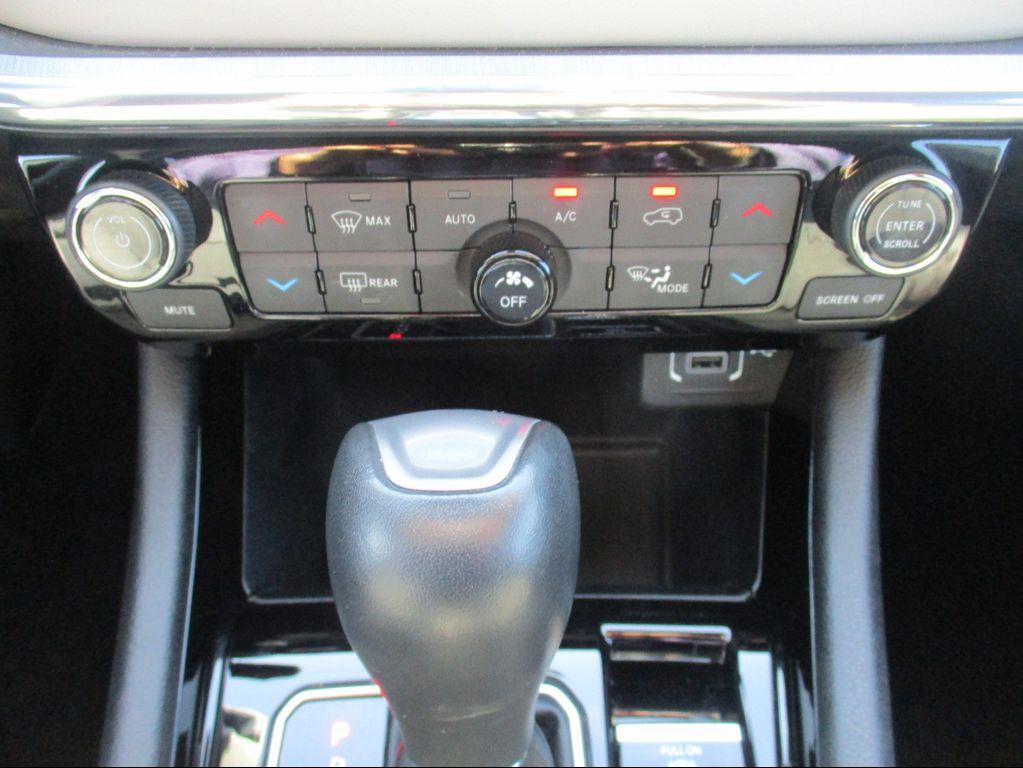 used 2023 Jeep Compass car, priced at $26,989