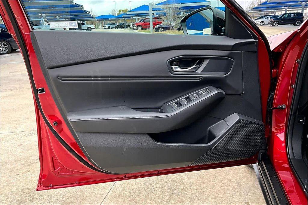 new 2026 Honda Accord Hybrid car, priced at $33,933