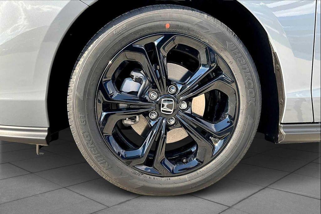 new 2025 Honda Accord car, priced at $31,210