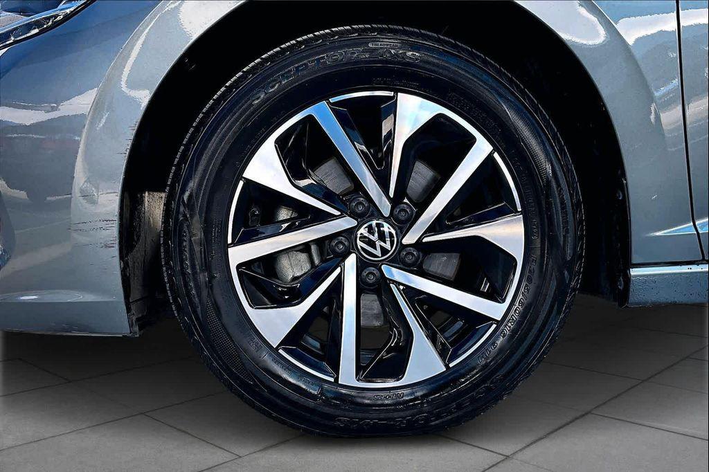 used 2024 Volkswagen Jetta car, priced at $16,952