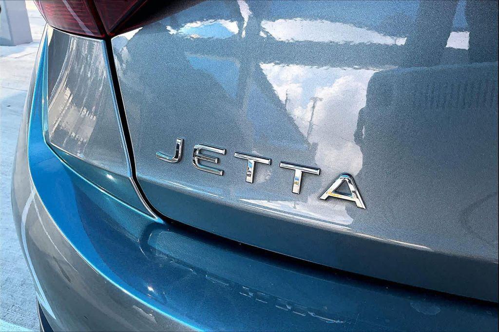 used 2024 Volkswagen Jetta car, priced at $16,952