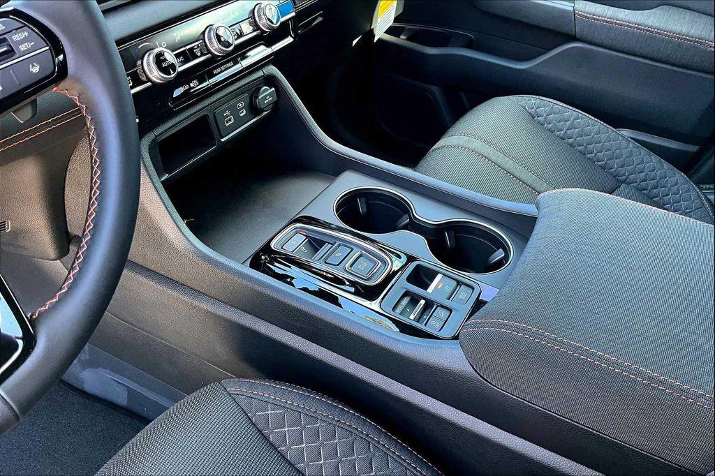 new 2025 Honda Pilot car, priced at $41,907