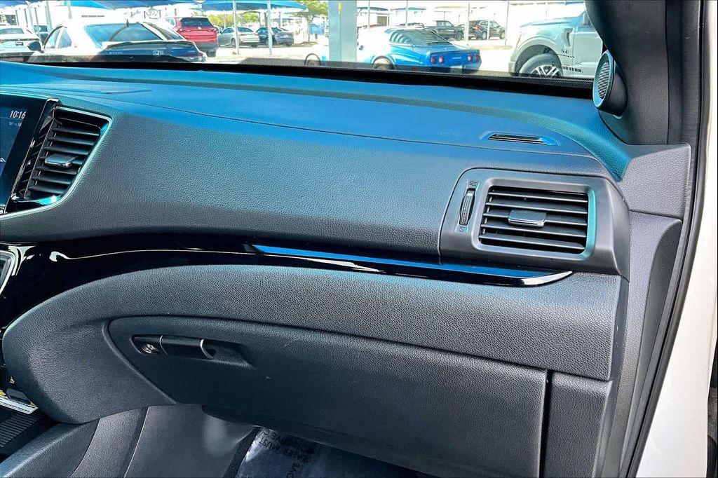 used 2021 Honda Ridgeline car, priced at $19,950