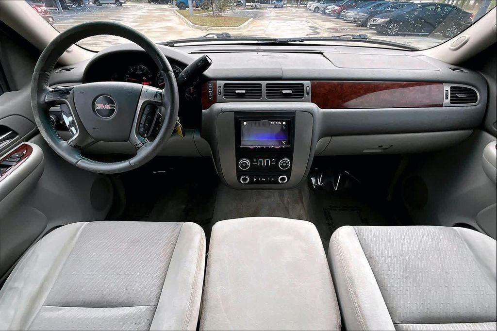 used 2009 GMC Yukon XL car, priced at $5,995