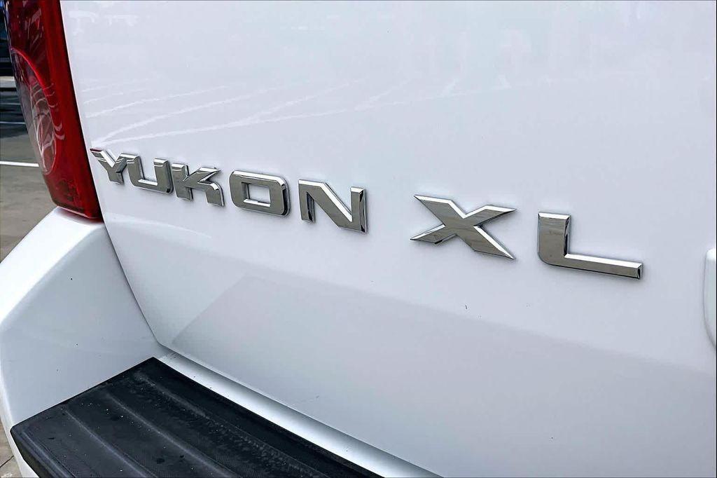 used 2009 GMC Yukon XL car, priced at $5,995