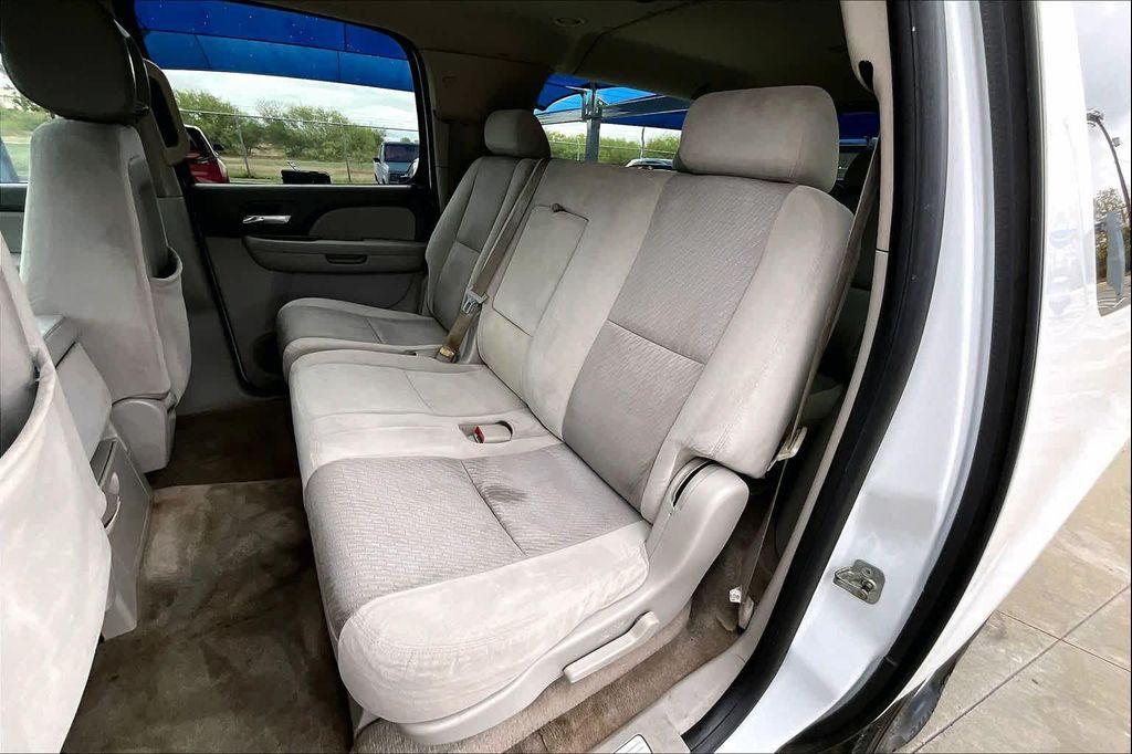 used 2009 GMC Yukon XL car, priced at $5,995