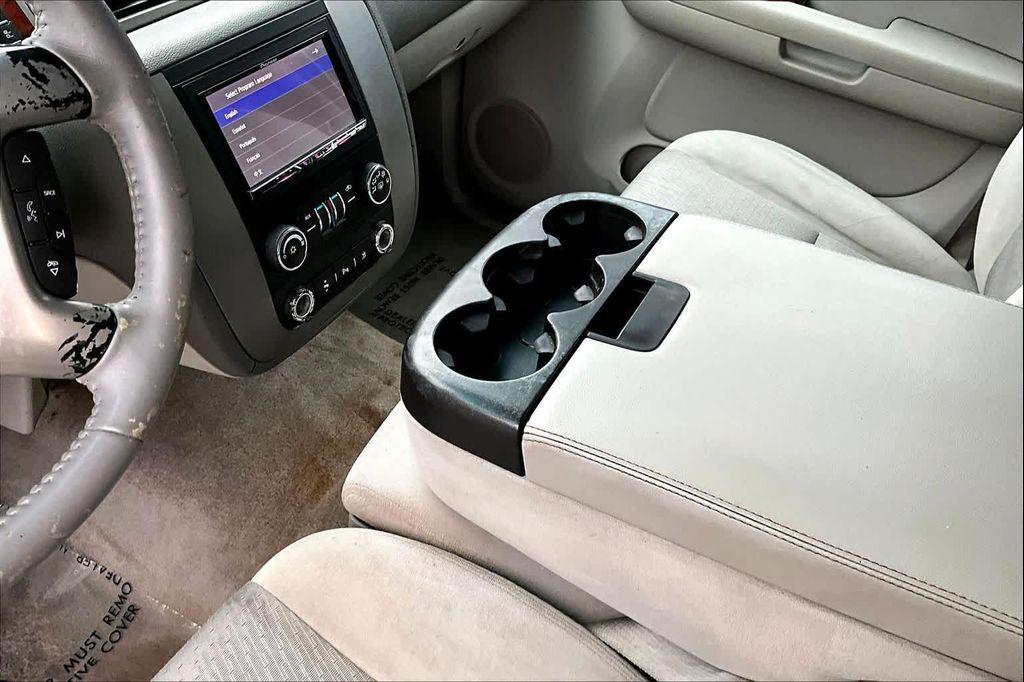 used 2009 GMC Yukon XL car, priced at $5,995