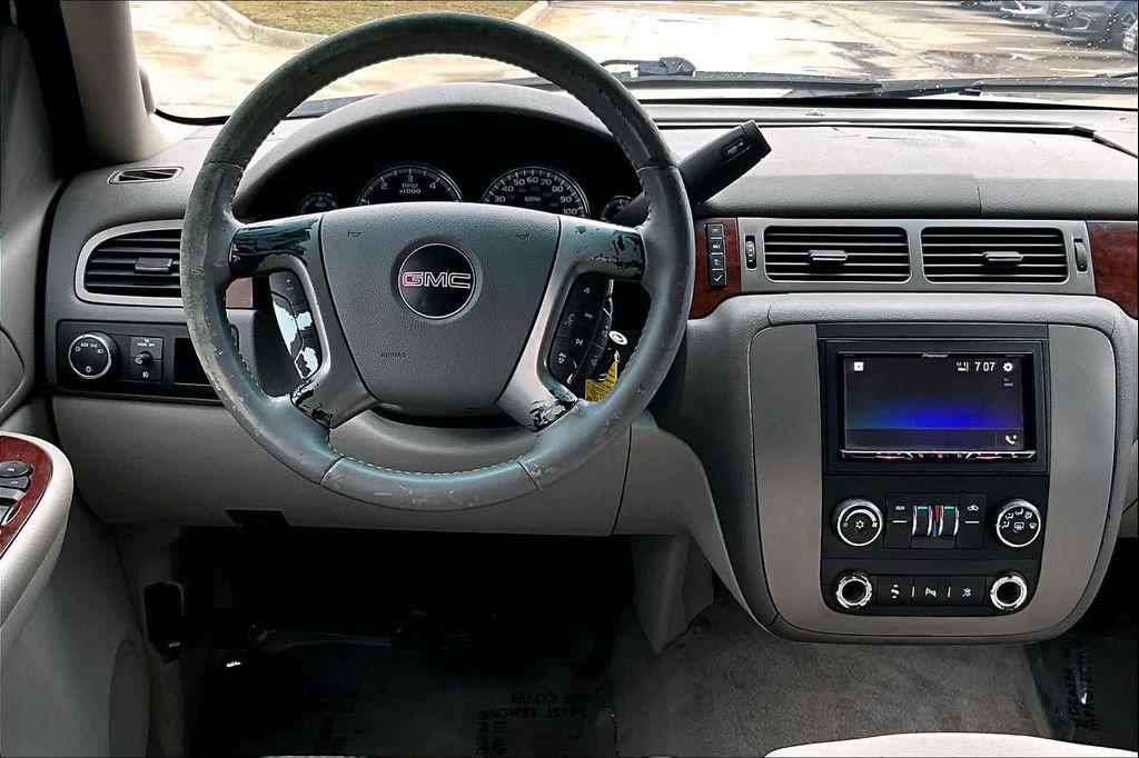 used 2009 GMC Yukon XL car, priced at $5,995