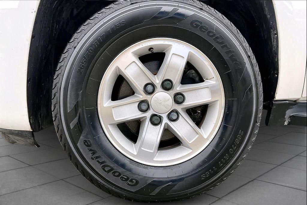 used 2009 GMC Yukon XL car, priced at $5,995